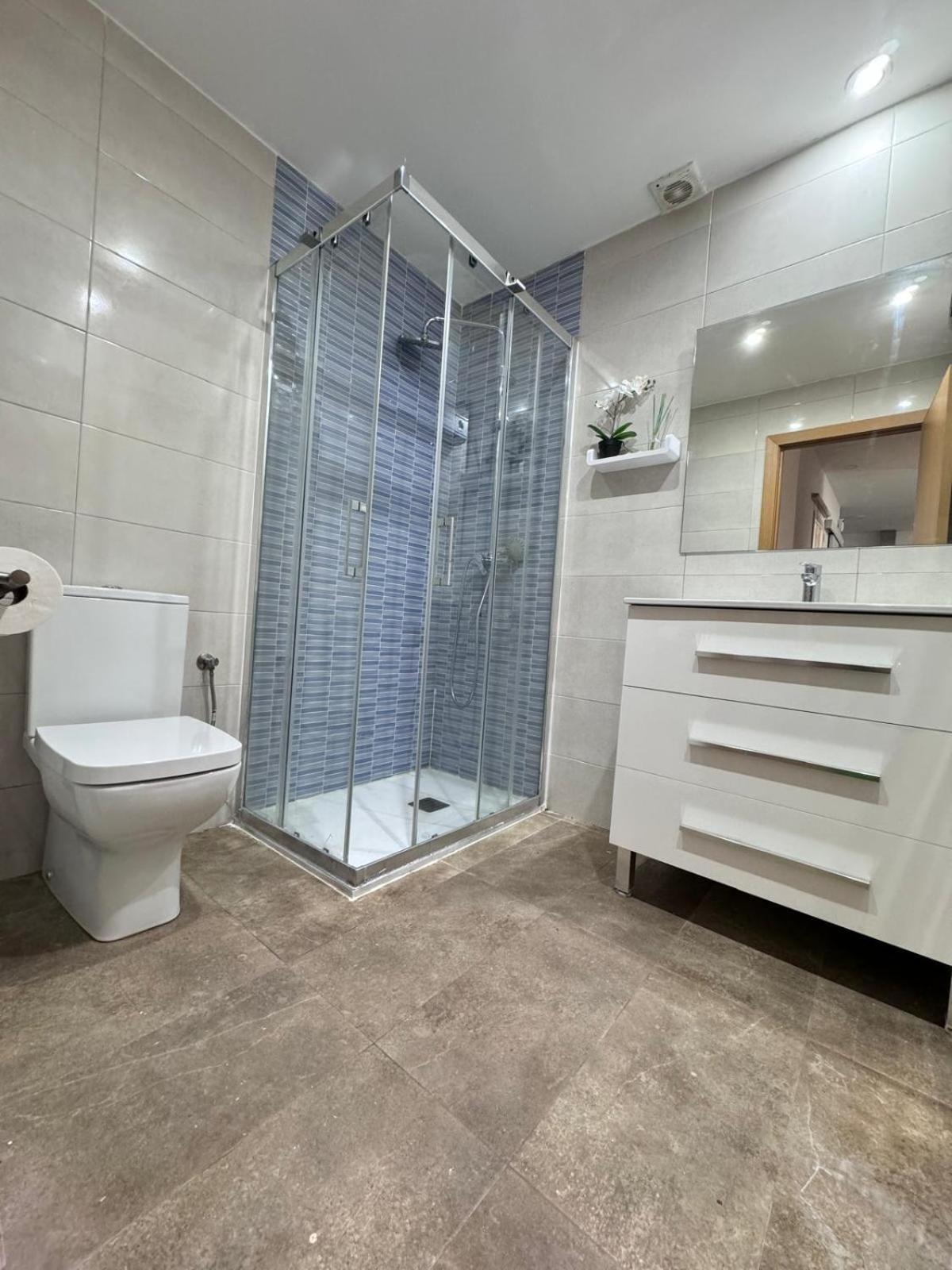 Pamis Apartament Sants, バルセロナ エクステリア 写真